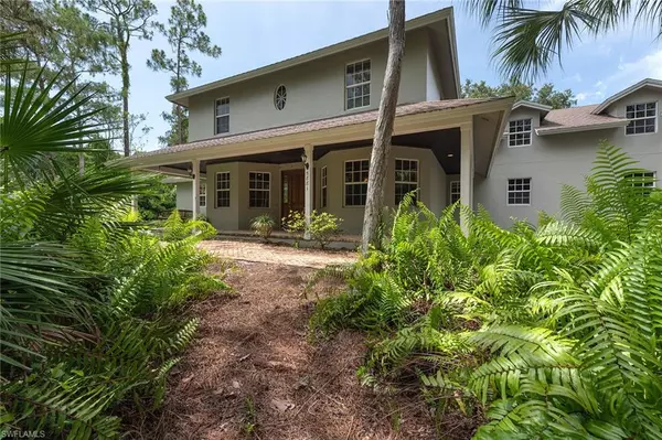 Naples, FL 34119,5881 Bur Oaks LN