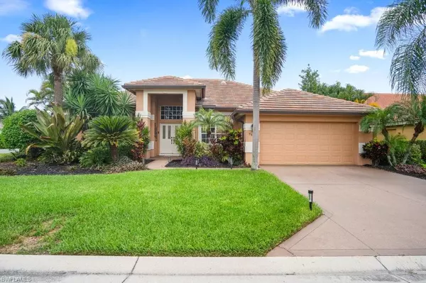 7566 Citrus Hill LN, Naples, FL 34109