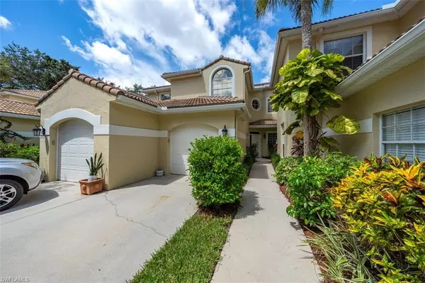 65 Silver Oaks CIR #203, Naples, FL 34119