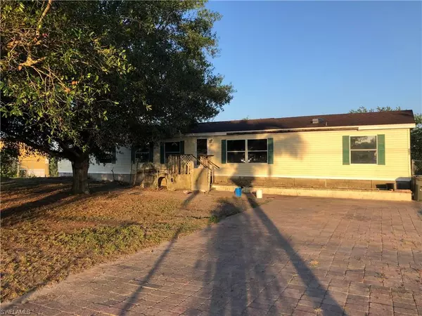 3638 Dustin DR,  Labelle,  FL 33935
