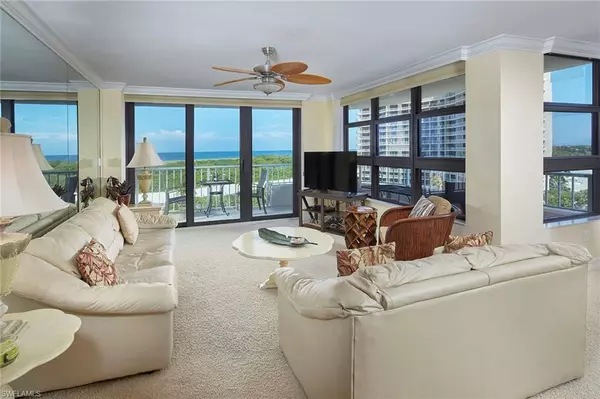 Marco Island, FL 34145,320 Seaview CT #2-703