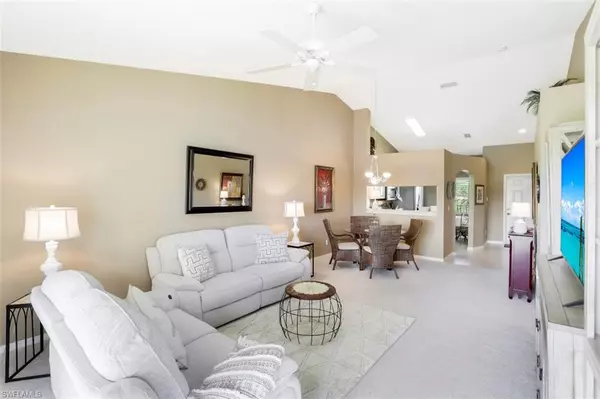 Naples, FL 34119,6650 Huntington Lakes CIR #203