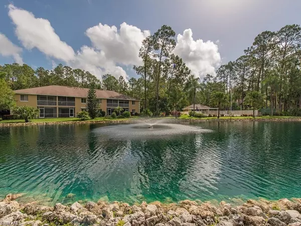 Naples, FL 34112,5656 Woodmere Lake CIR #C-204