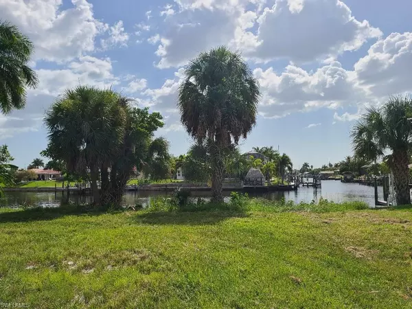 3912 SE 18th PL, Cape Coral, FL 33904