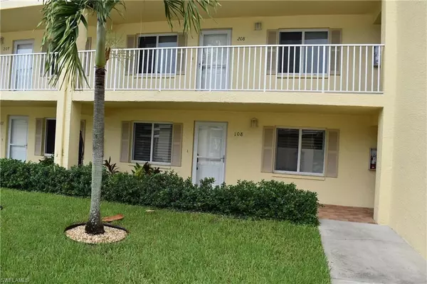 Estero, FL 33928,20121 Ian CT #108