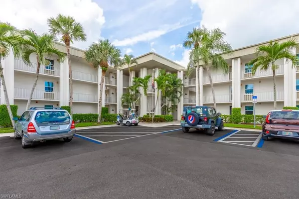 1624 Pine Valley DR #117, Fort Myers, FL 33907