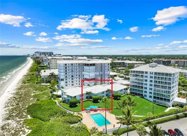 Naples, FL 34103,2701 Gulf Shore Blvd N, Villa #3