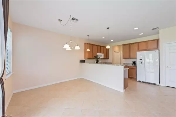 Naples, FL 34119,14995 Summit Place CIR #36