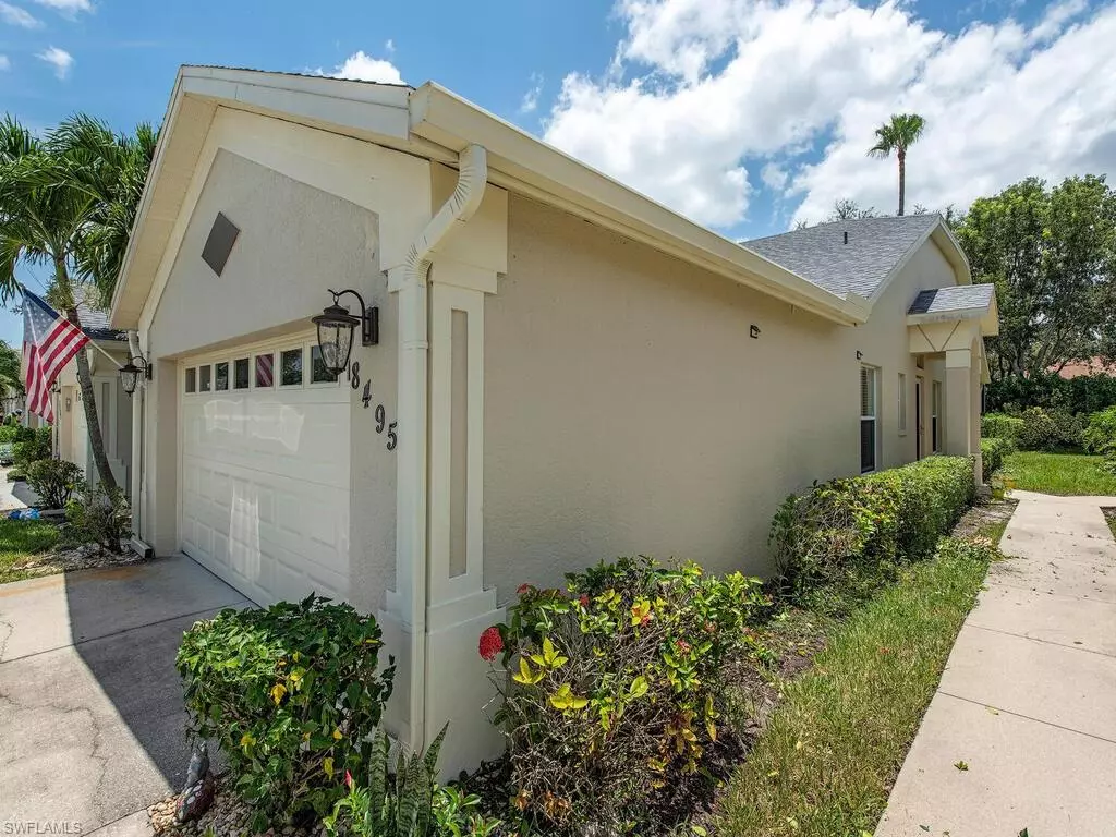 Naples, FL 34119,8495 Ibis Cove CIR #M-671