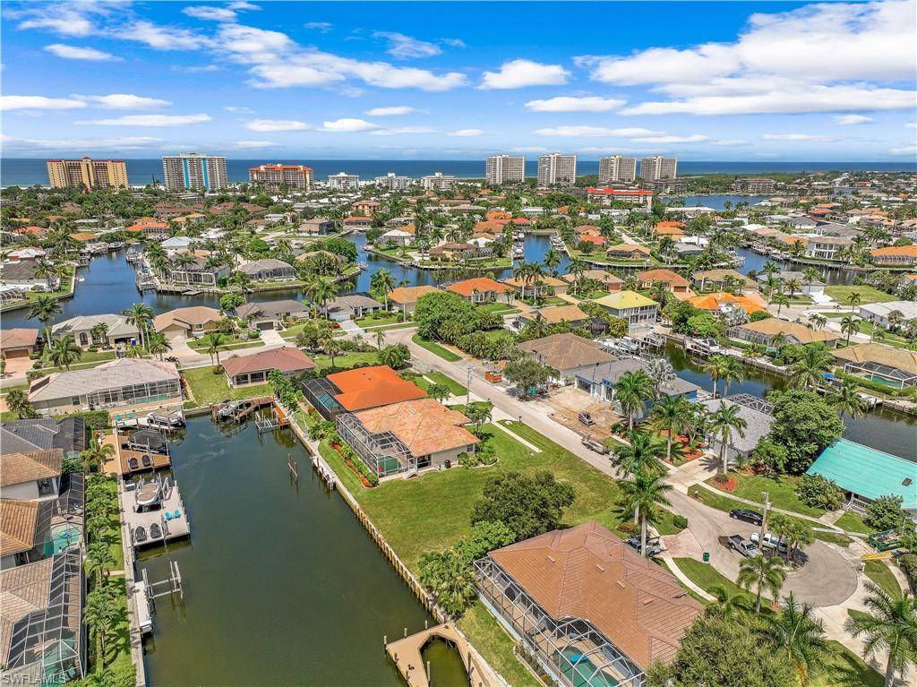 Marco Island, FL 34145,931 Ivory CT