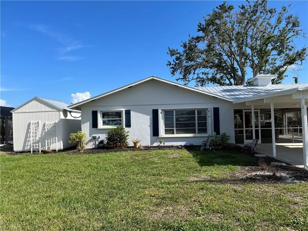 St. James City, FL 33956,2560 Baybreeze ST