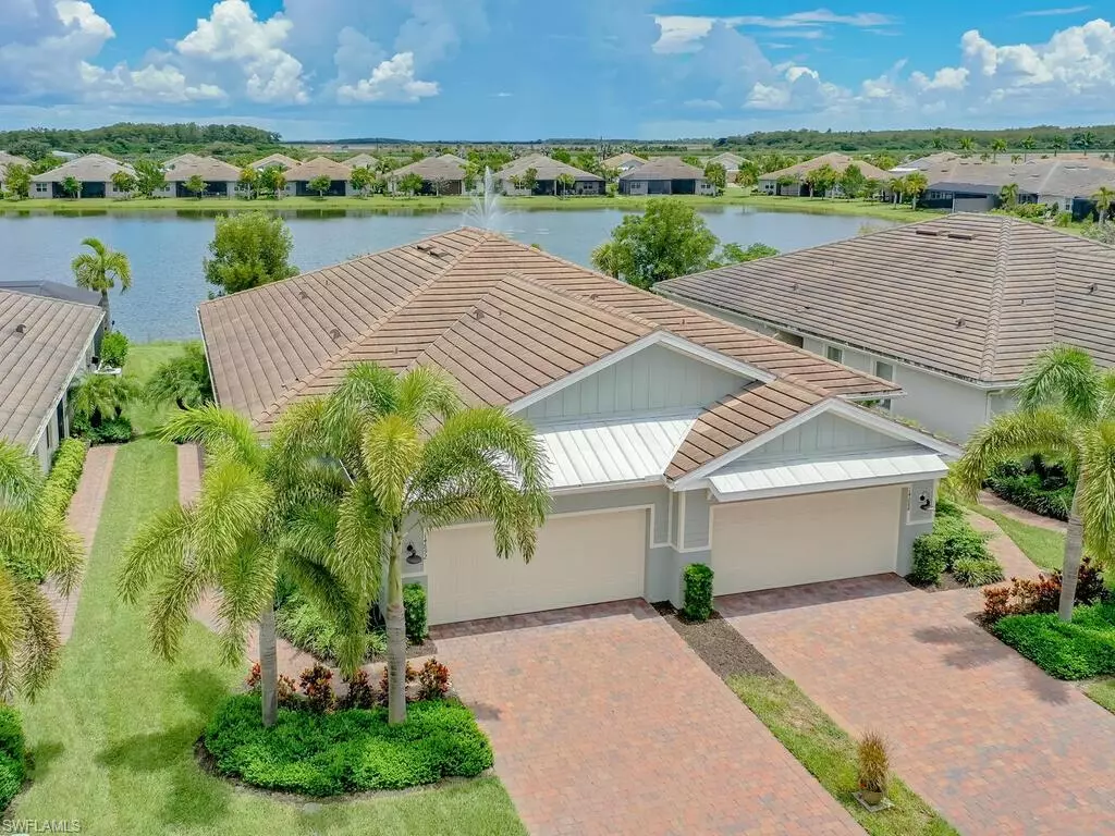 Naples, FL 34114,14892 Edgewater CIR