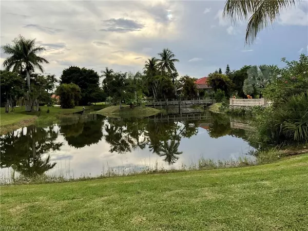 Bonita Springs, FL 34135,12305 Casals LN