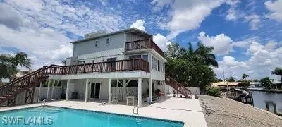 Fort Myers Beach, FL 33931,18419 Deep Passage LN