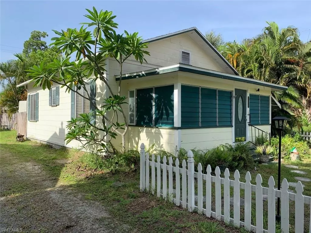 Fort Myers, FL 33901,2042 Katherine ST