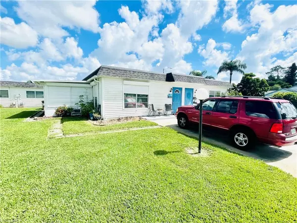 36 Hamlin CT, Lehigh Acres, FL 33936