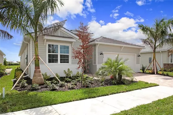 Bonita Springs, FL 34135,28004 Captiva Shell LOOP