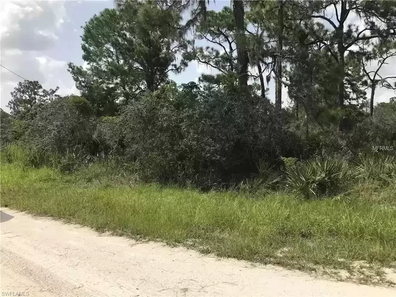301 Cardinal AVE, Sebring, FL 33870