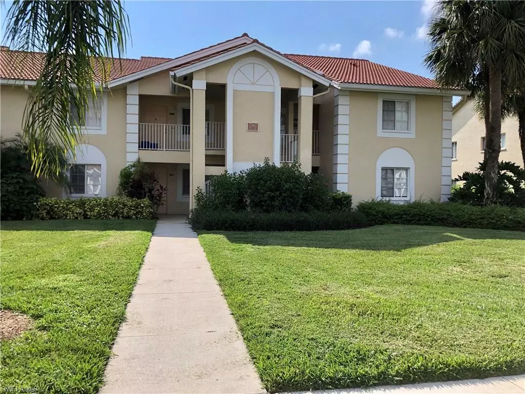 Naples, FL 34109,7767 Jewel LN #104