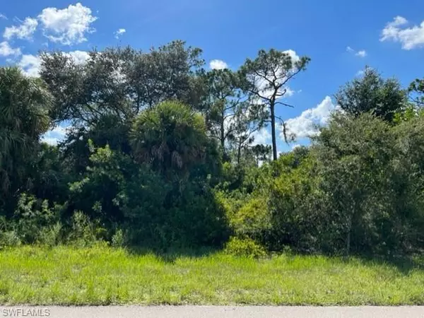 348 Ranchito AVE, Lehigh Acres, FL 33974