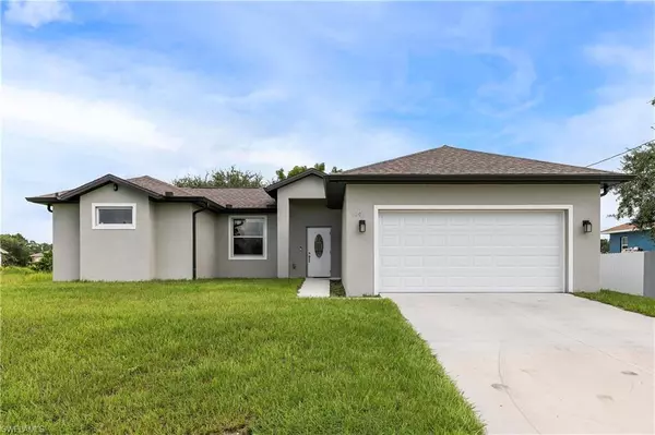 4208 11th ST W, Lehigh Acres, FL 33971
