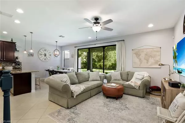 Naples, FL 34119,15406 Summit Place CIR #137