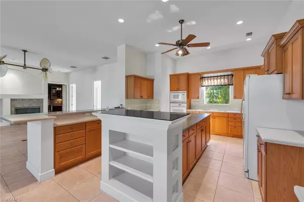 Bonita Springs, FL 34134,3530 PINE FERN LN