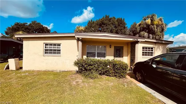 1426 Brookhill DR, Fort Myers, FL 33916