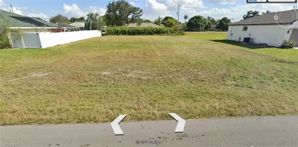 1523 SE 8th AVE, Cape Coral, FL 33990