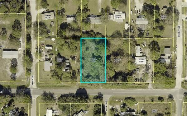 2304 Tucker LN, North Fort Myers, FL 33917