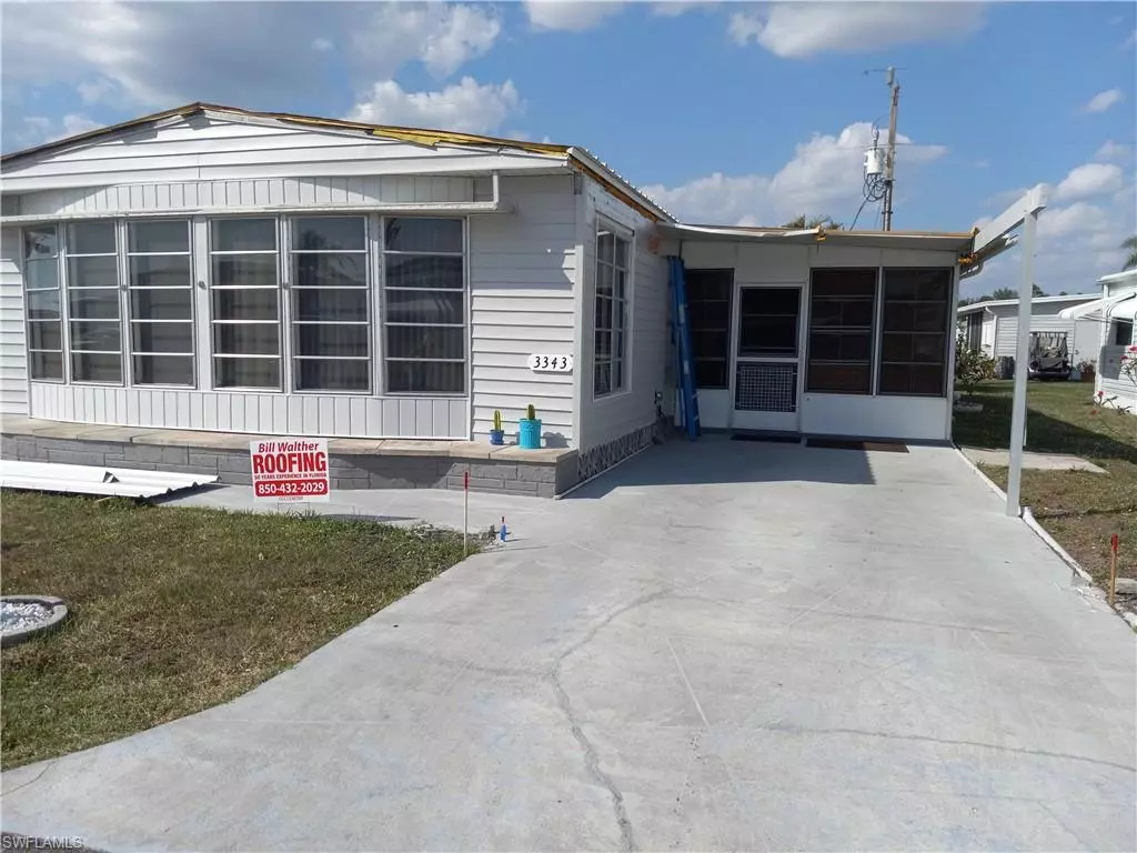 North Fort Myers, FL 33903,3343 Rainbow LN