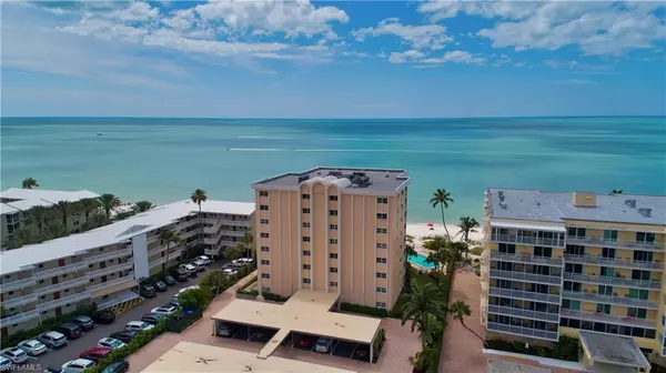 1919 Gulf Shore BLVD N #402, Naples, FL 34102