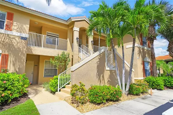 Naples, FL 34119,6920 Huntington Lakes CIR #203