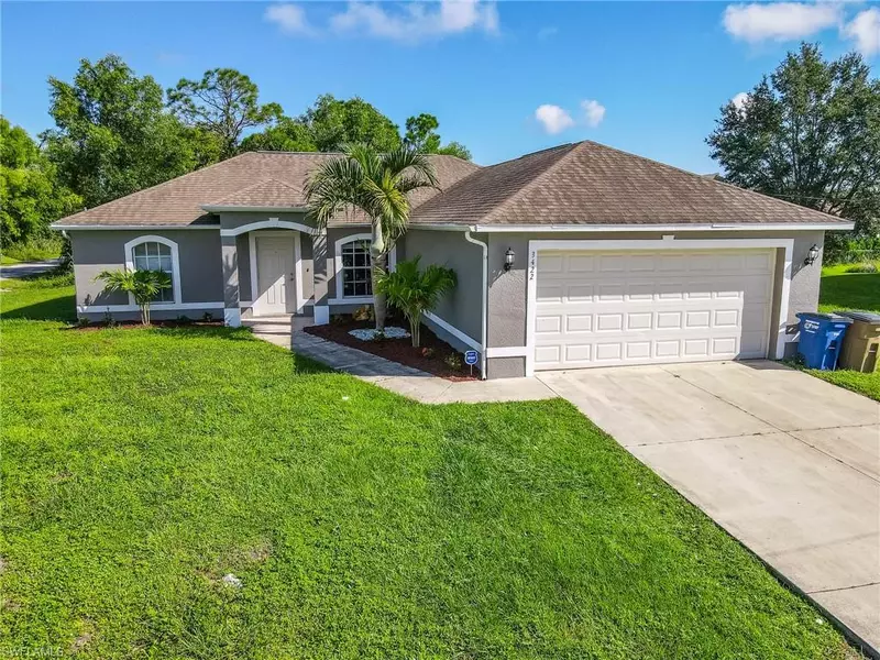 3422 19th ST W, Lehigh Acres, FL 33971