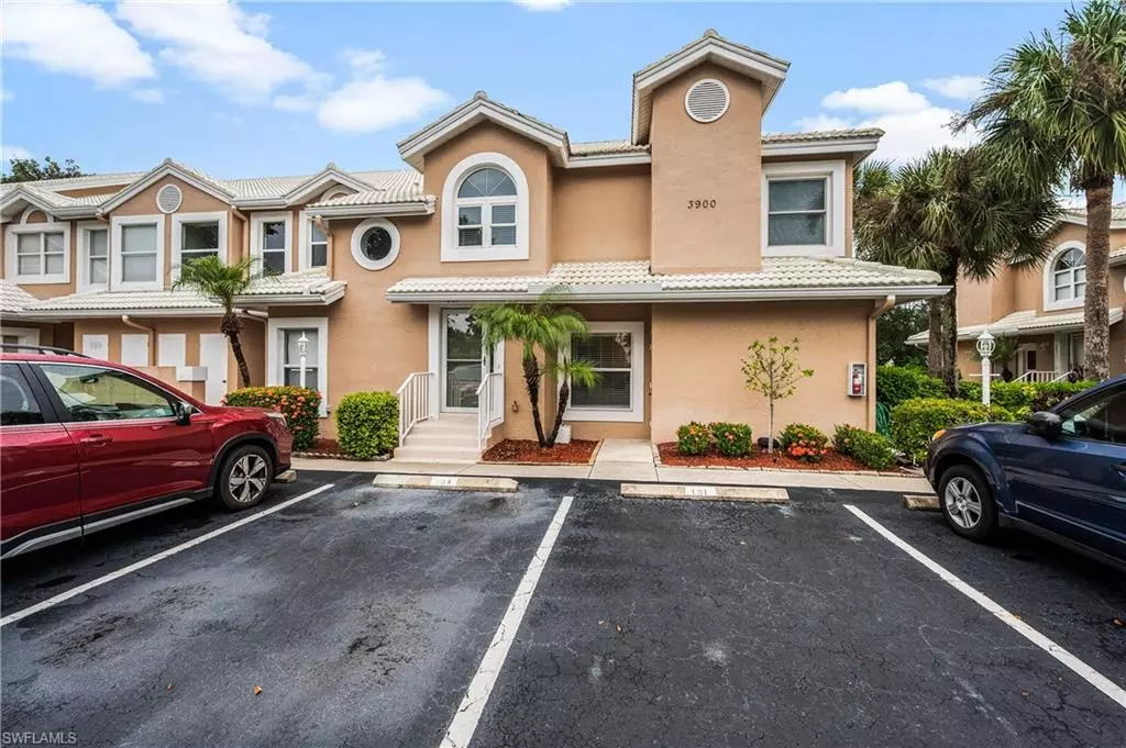 Bonita Springs, FL 34134,3900 Leeward Passage CT #104