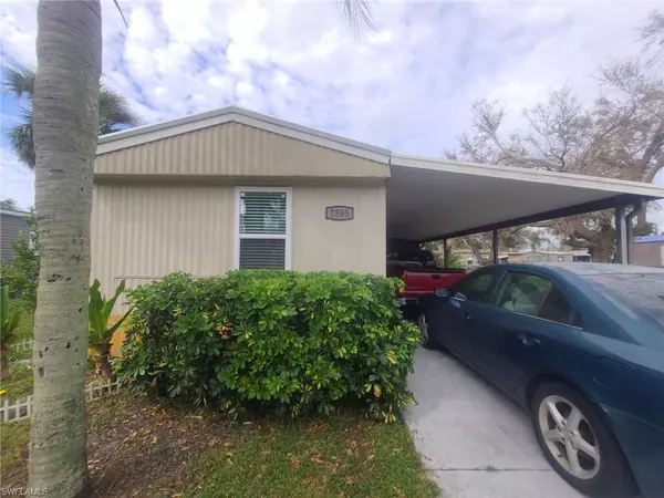 7585 Morgan Jones DR, North Fort Myers, FL 33917