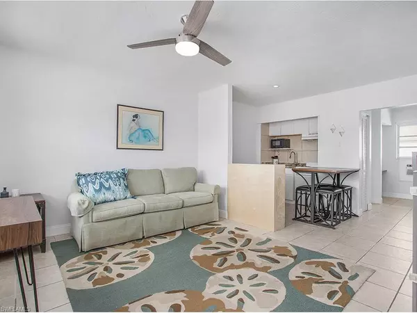 Marco Island, FL 34145,1062 Hartley AVE #108