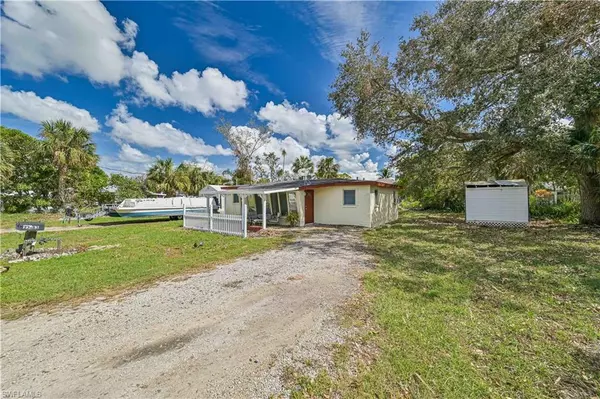 Bonita Springs, FL 34135,27181/183 Morgan RD