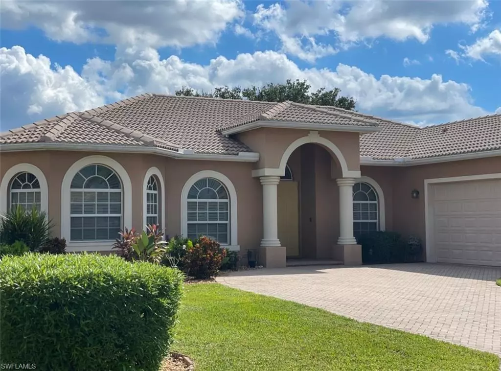 Bonita Springs, FL 34135,24965 Fairwinds LN