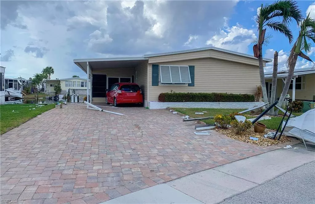 Fort Myers Beach, FL 33931,17680 Peppard DR