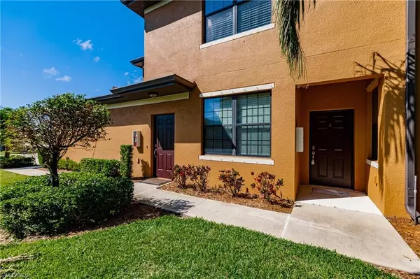 Estero, FL 33928,3762 Pino Vista WAY #2