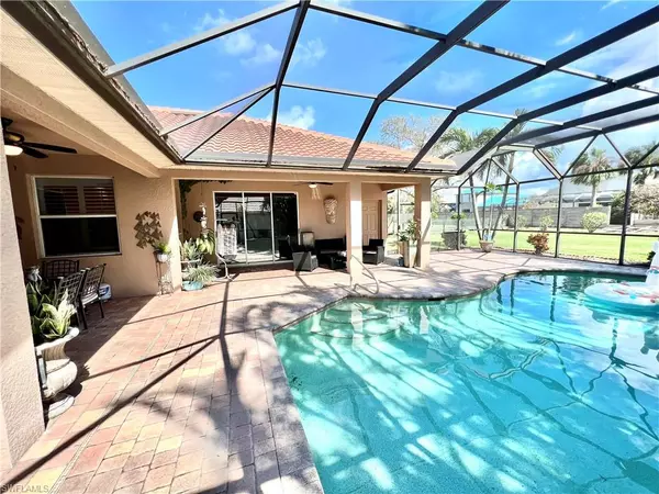 Fort Myers, FL 33919,9812 Mar Largo CIR