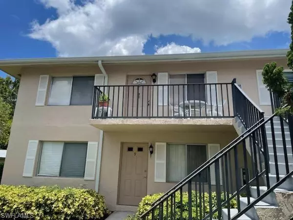 190 Palm DR #10, Naples, FL 34112