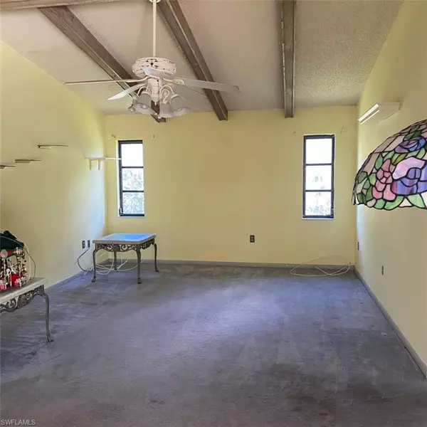 Cape Coral, FL 33990,1906 Viscaya PKWY