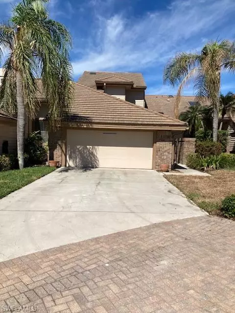 563 Park Shore DR, Naples, FL 34103