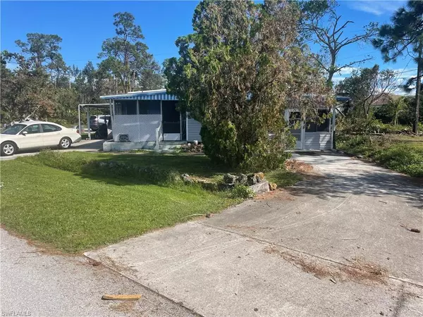 Bonita Springs, FL 34135,26100 Colony RD