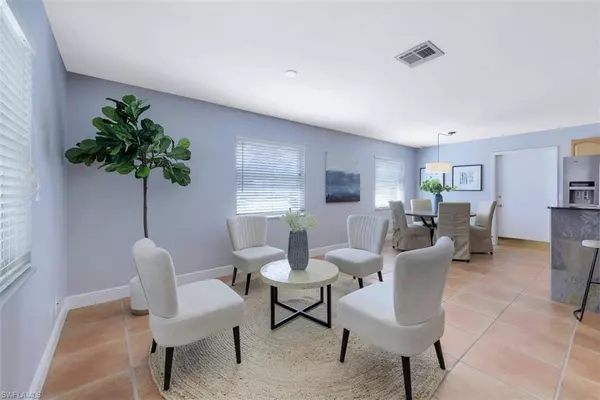 Naples, FL 34103,1239 Cooper DR