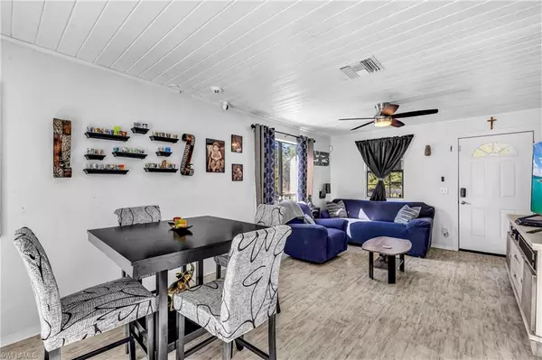 Lehigh Acres, FL 33972,2904 E 13th ST