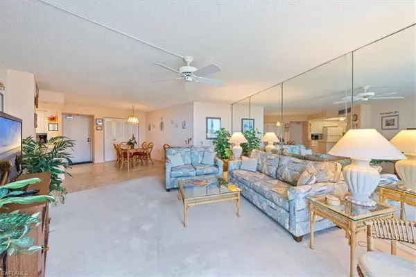 Marco Island, FL 34145,440 Seaview CT #1507