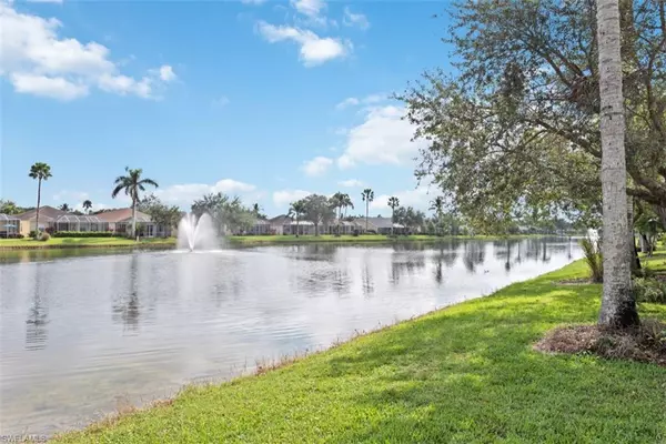 8684 Ibis Cove CIR, Naples, FL 34119